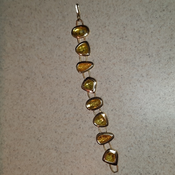 Very pretty bracelet - Picture 5 of 5